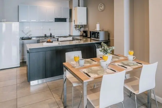 Apart Daire, Avlu Manzaralı