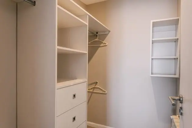 Apart Daire, Avlu Manzaralı