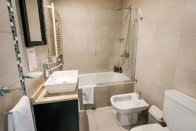 Apart Daire, Avlu Manzaralı