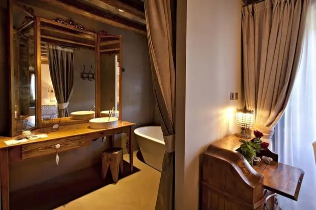 Tek Büyük Yataklı Oda