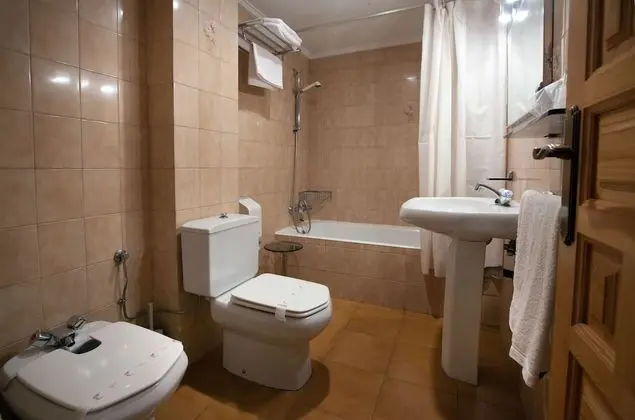 Tek Büyük veya İki Ayrı Yataklı Oda