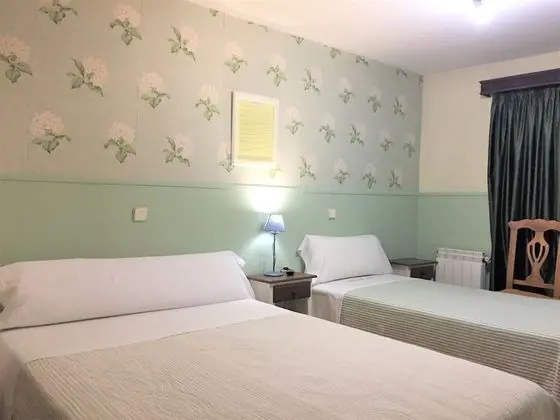 Tek Büyük veya İki Ayrı Yataklı Oda