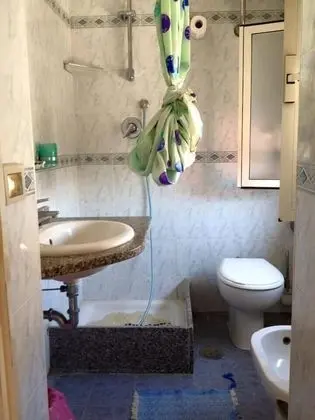 Economy Tek Büyük Yataklı Oda