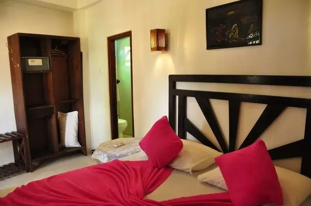 Tek Büyük Yataklı Oda, Bahçe Manzaralı