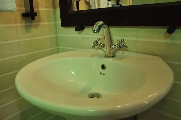 Tek Büyük Yataklı Oda, Bahçe Manzaralı