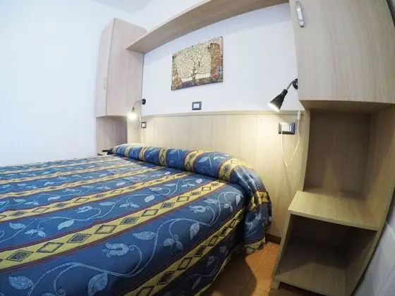 Tek Büyük veya İki Ayrı Yataklı Oda, 1 Çift Kişilik veya 2 Tek Kişilik Yatak