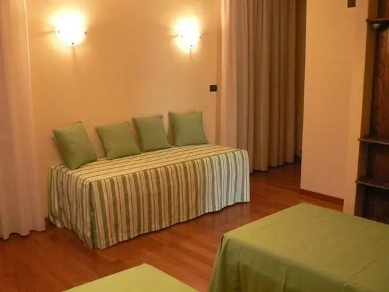 Üç Kişilik Oda, Balkon, Dağ Manzaralı