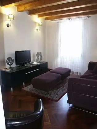 Executive Tek Büyük Yataklı Oda