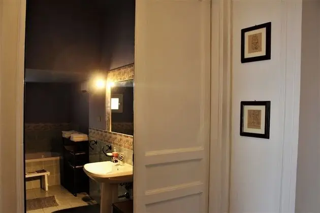 Tek Büyük Yataklı Oda, Özel Banyo (External)