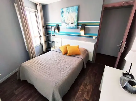 Standard Tek Büyük Yataklı Oda