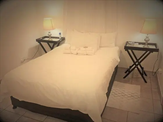 Self-catering Chalet (3)