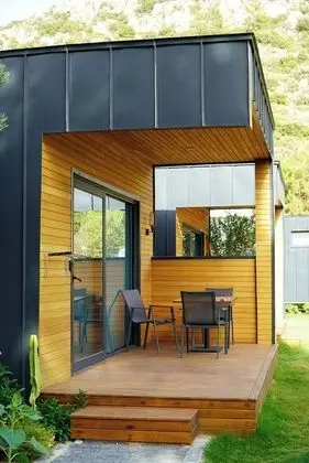 Deluxe Bungalov