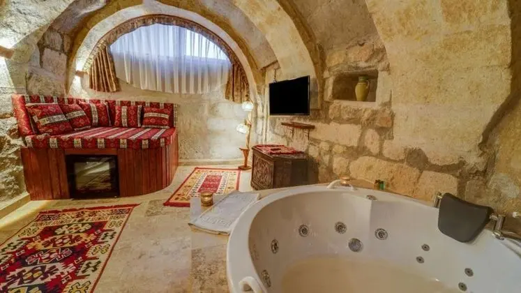 King Suite, Manzarasız, Jakuzili