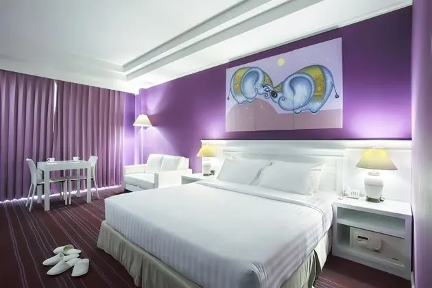 Deluxe Tek Büyük Yataklı Oda