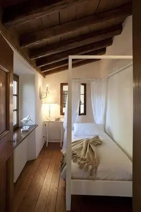 Exclusive Tek Büyük veya İki Ayrı Yataklı Oda, Bahçe Manzaralı