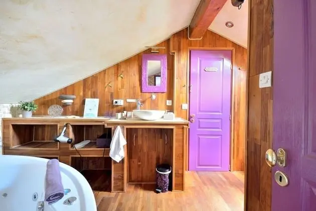 Family Tek Büyük Yataklı Oda, Banyolu/Duşlu (Jacuzzi)