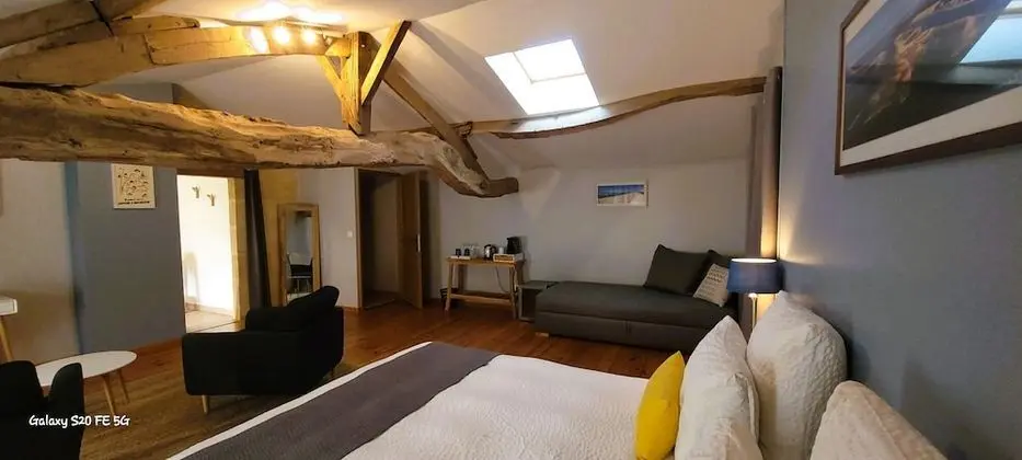 Comfort Oda, Sigara İçilmez, Bahçe Manzaralı (Le Ferret)