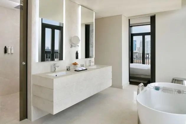 Executive Suite, 1 Bedroom, Corner