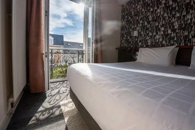 Comfort Tek Büyük Yataklı Oda
