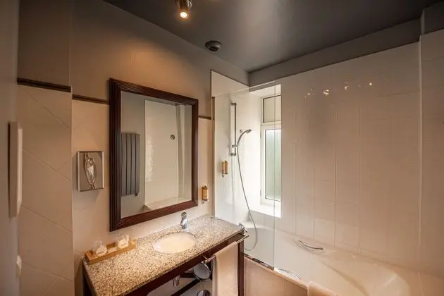 Comfort Tek Büyük Yataklı Oda