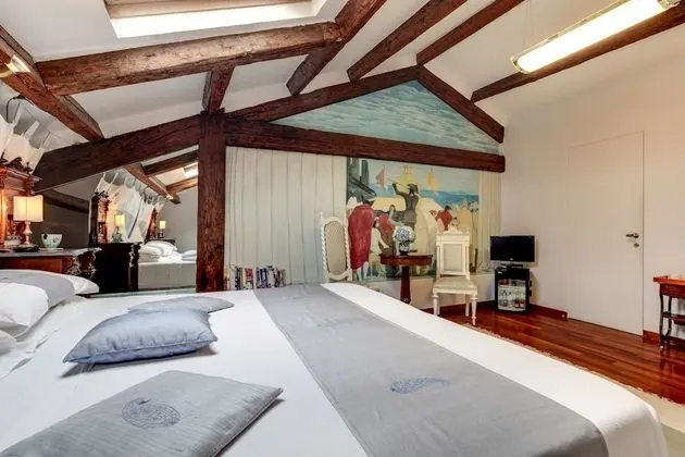 Superior Tek Büyük Yataklı Oda