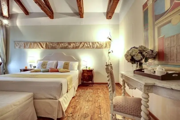 Superior Tek Büyük Yataklı Oda