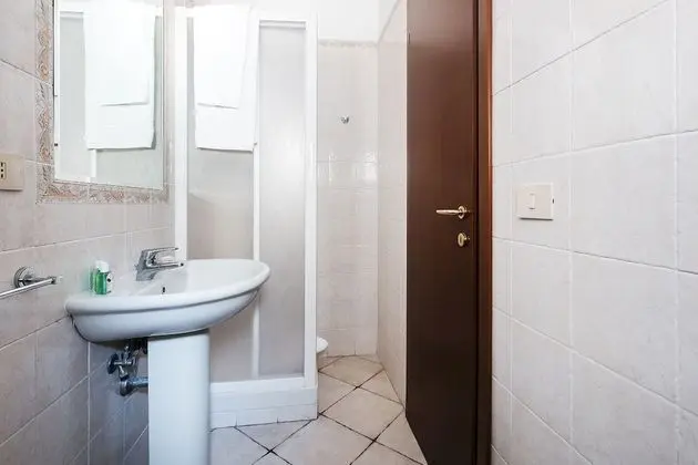 Comfort Tek Büyük veya İki Ayrı Yataklı Oda