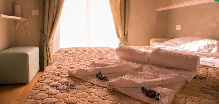 Tek Büyük veya İki Ayrı Yataklı Oda