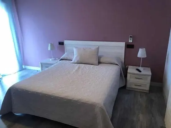 Tek Büyük veya İki Ayrı Yataklı Oda, Teras