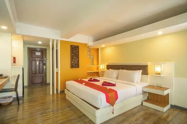 Deluxe Studio Room
