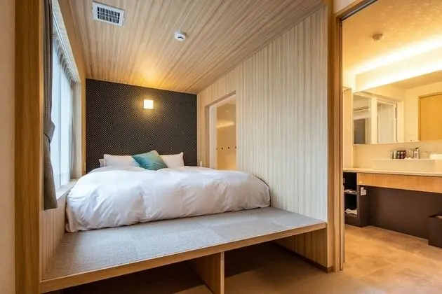 Standard Oda (#202, Queen)