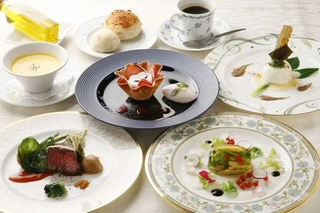 Basic İki Ayrı Yataklı Oda, Sigara İçilmez, Dağ Manzaralı (with French Dinner)