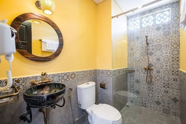 Standard Tek Büyük Yataklı Oda