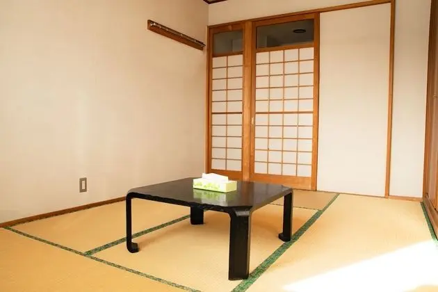 Traditional Üç Kişilik Oda, Birden Çok Yatak (Japanese Style)