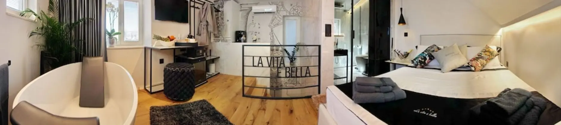 Romantic Tek Büyük Yataklı Oda, Şehir Manzaralı