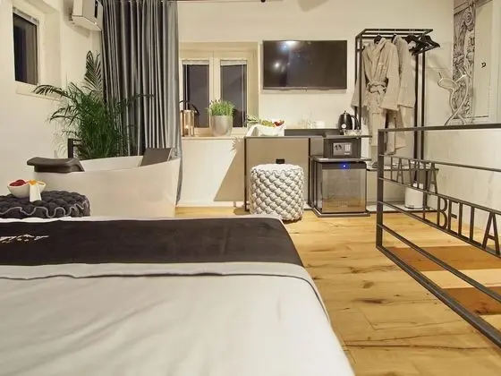 Romantic Tek Büyük Yataklı Oda, Şehir Manzaralı