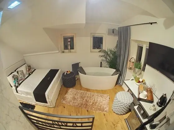 Romantic Tek Büyük Yataklı Oda, Şehir Manzaralı
