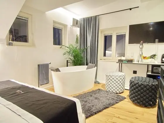 Romantic Tek Büyük Yataklı Oda, Şehir Manzaralı