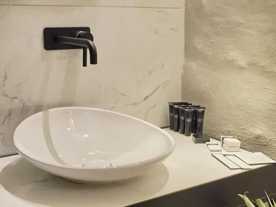 Deluxe Tek Büyük Yataklı Oda (2)