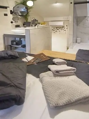 Deluxe Tek Büyük Yataklı Oda (3)