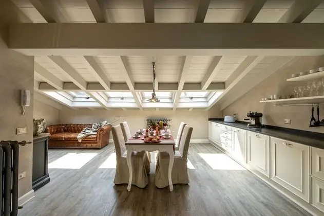 Apart Daire, Ek Bina (Attic Floor)