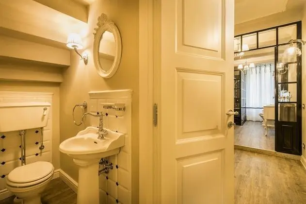 Apart Daire (First Floor)