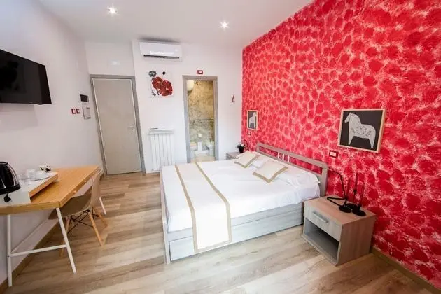 Classic Tek Büyük Yataklı Oda