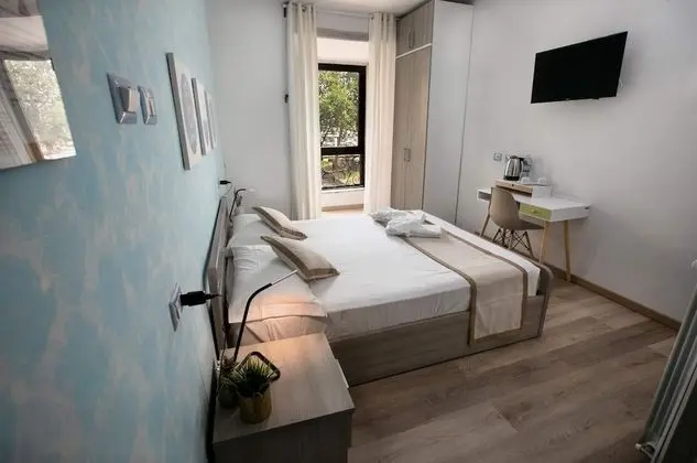 Classic Tek Büyük Yataklı Oda