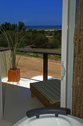 Exclusive Tek Büyük veya İki Ayrı Yataklı Oda, Kısmi Deniz Manzaralı