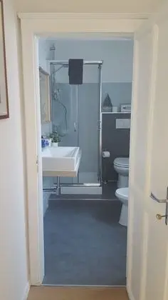 Üç Kişilik Oda