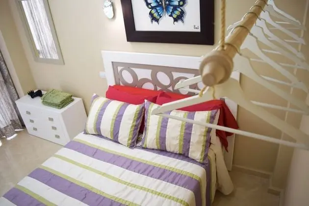 Basic Tek Büyük Yataklı Oda (Ischia)