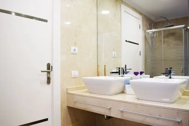 Tek Büyük Yataklı Oda, Banyolu/Duşlu (Positano)