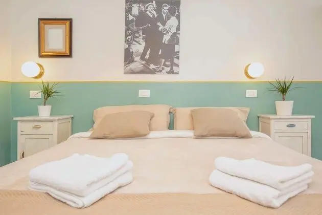 Tek Büyük Yataklı Oda