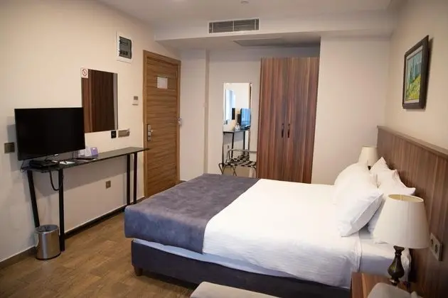 Comfort Oda, Sokak Manzaralı
